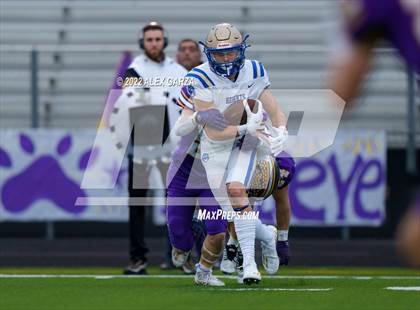 Thumbnail 1 in Alamo Heights vs. Liberty Hill (UIL 5A D2 Region 4 Semifinal) photogallery.