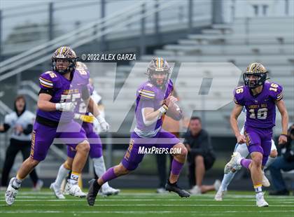 Thumbnail 1 in Alamo Heights vs. Liberty Hill (UIL 5A D2 Region 4 Semifinal) photogallery.