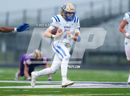 Thumbnail 1 in Alamo Heights vs. Liberty Hill (UIL 5A D2 Region 4 Semifinal) photogallery.
