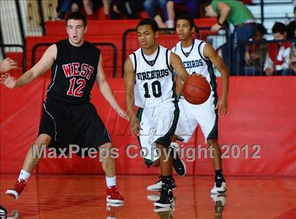 Thumbnail 3 in Lawrence Free State vs. Blue Valley West photogallery.