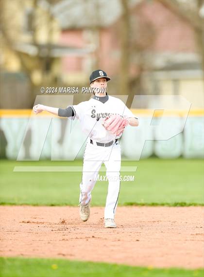 Thumbnail 2 in Bishop Grimes vs Syracuse photogallery.