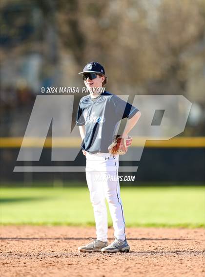 Thumbnail 2 in Bishop Grimes vs Syracuse photogallery.