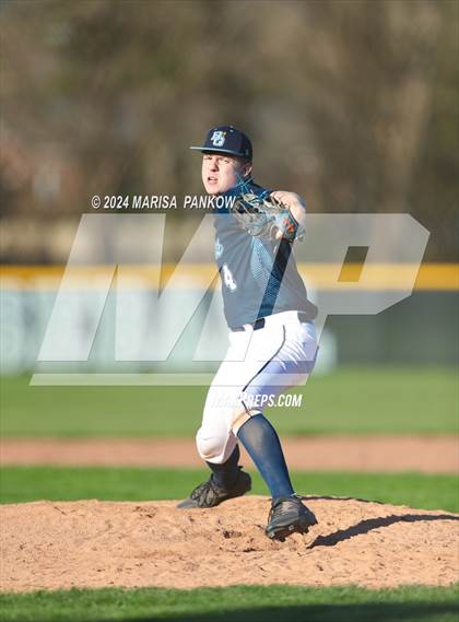 Thumbnail 2 in Bishop Grimes vs Syracuse photogallery.