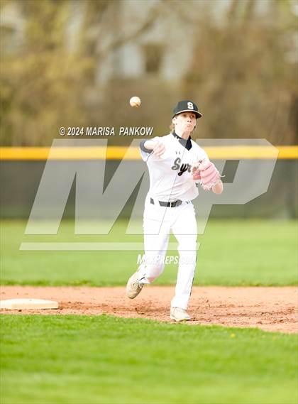 Thumbnail 3 in Bishop Grimes vs Syracuse photogallery.