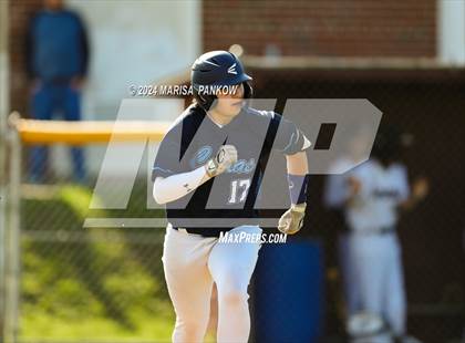 Thumbnail 3 in Bishop Grimes vs Syracuse photogallery.