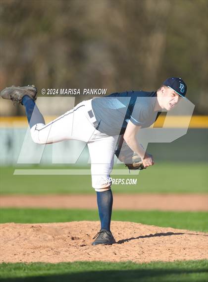 Thumbnail 1 in Bishop Grimes vs Syracuse photogallery.