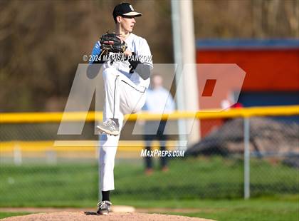 Thumbnail 1 in Bishop Grimes vs Syracuse photogallery.