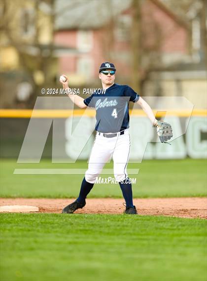 Thumbnail 2 in Bishop Grimes vs Syracuse photogallery.