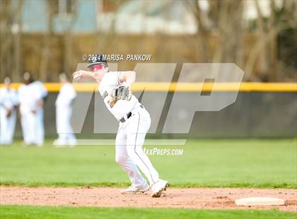 Thumbnail 3 in Bishop Grimes vs Syracuse photogallery.