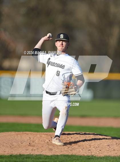 Thumbnail 3 in Bishop Grimes vs Syracuse photogallery.