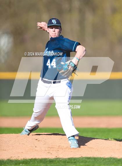 Thumbnail 1 in Bishop Grimes vs Syracuse photogallery.