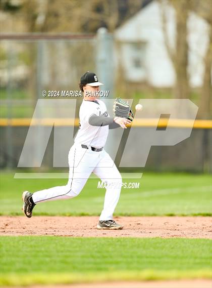 Thumbnail 2 in Bishop Grimes vs Syracuse photogallery.
