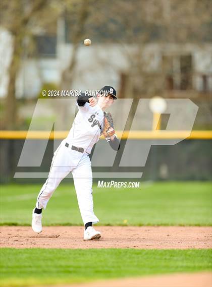 Thumbnail 1 in Bishop Grimes vs Syracuse photogallery.
