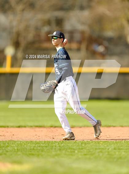 Thumbnail 3 in Bishop Grimes vs Syracuse photogallery.