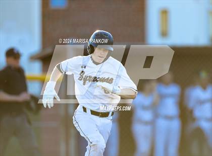 Thumbnail 3 in Bishop Grimes vs Syracuse photogallery.