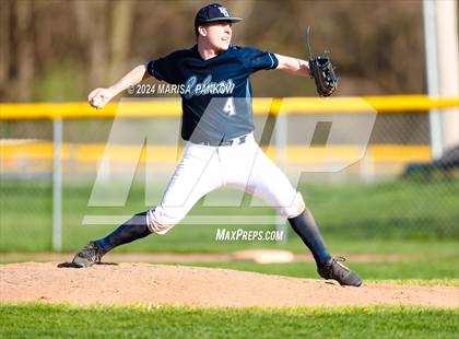Thumbnail 1 in Bishop Grimes vs Syracuse photogallery.