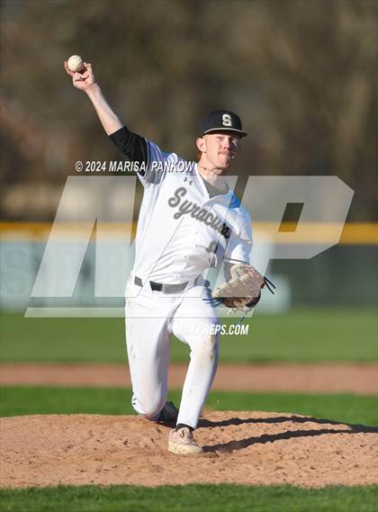 Thumbnail 2 in Bishop Grimes vs Syracuse photogallery.