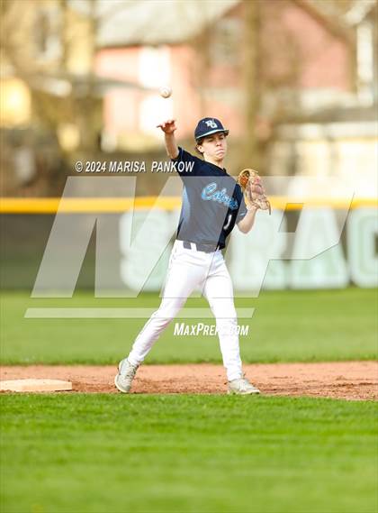 Thumbnail 1 in Bishop Grimes vs Syracuse photogallery.
