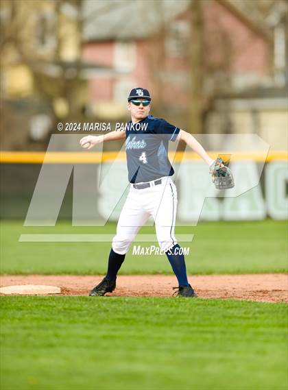 Thumbnail 1 in Bishop Grimes vs Syracuse photogallery.