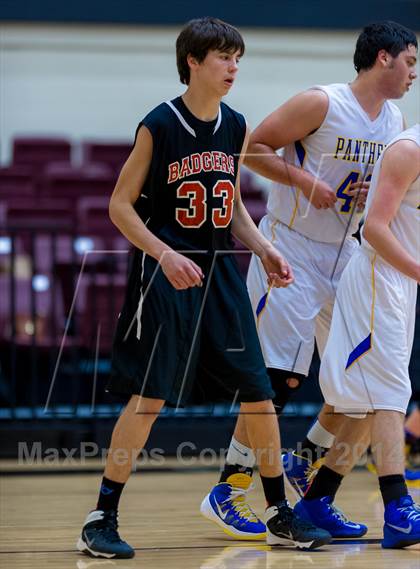 Thumbnail 3 in Blanco vs. Karnes City (UIL 2A Bi-District Playoff) photogallery.