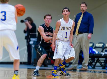 Thumbnail 3 in Blanco vs. Karnes City (UIL 2A Bi-District Playoff) photogallery.