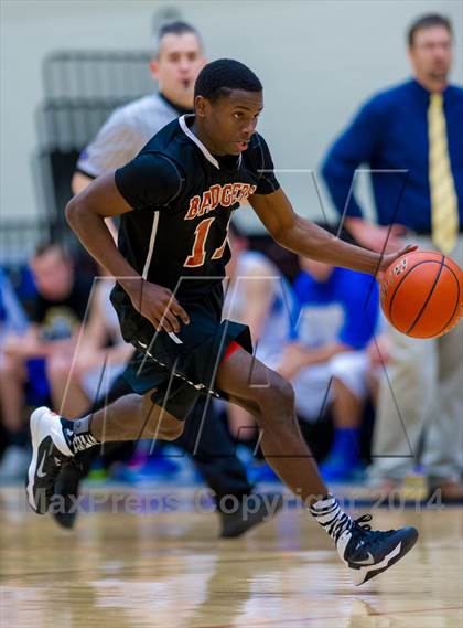 Thumbnail 1 in Blanco vs. Karnes City (UIL 2A Bi-District Playoff) photogallery.