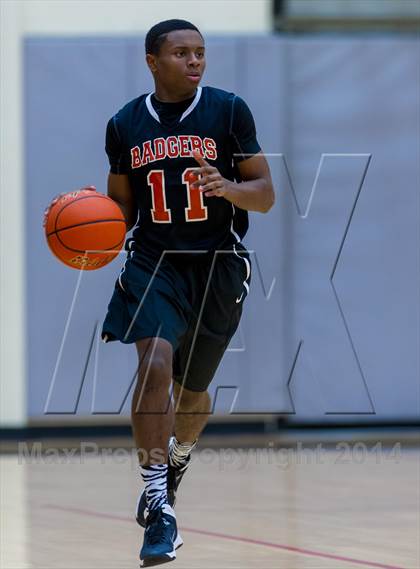 Thumbnail 3 in Blanco vs. Karnes City (UIL 2A Bi-District Playoff) photogallery.
