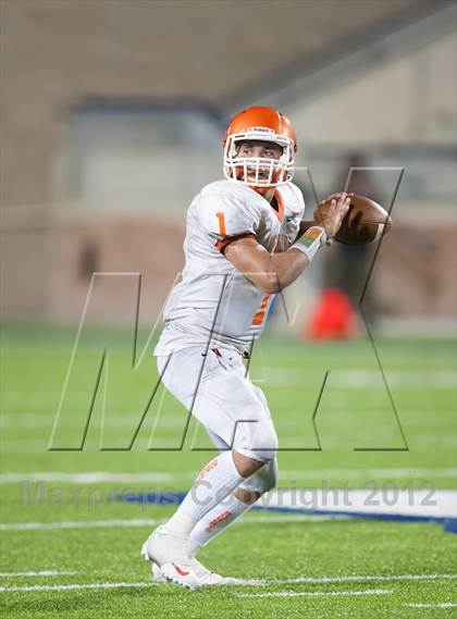 Thumbnail 2 in Celina vs. Melissa photogallery.