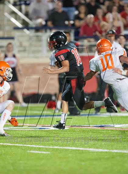 Thumbnail 2 in Celina vs. Melissa photogallery.