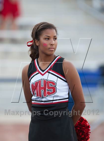 Thumbnail 2 in Celina vs. Melissa photogallery.