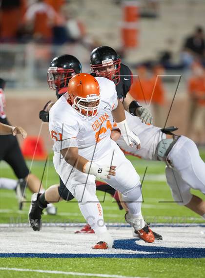 Thumbnail 2 in Celina vs. Melissa photogallery.
