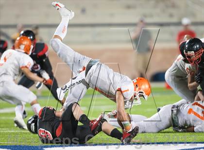 Thumbnail 3 in Celina vs. Melissa photogallery.