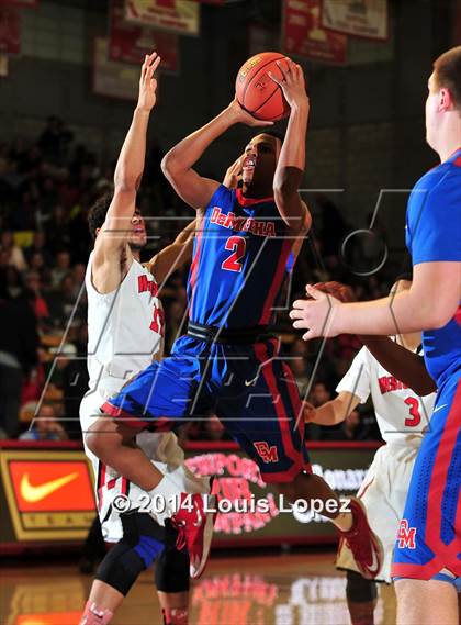 Thumbnail 1 in Westchester vs. DeMatha (Nike Extravaganza) photogallery.