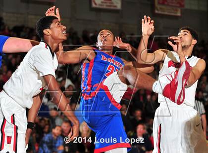 Thumbnail 2 in Westchester vs. DeMatha (Nike Extravaganza) photogallery.