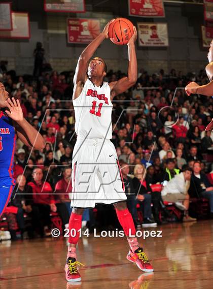 Thumbnail 3 in Westchester vs. DeMatha (Nike Extravaganza) photogallery.