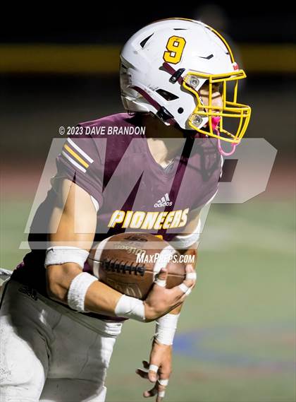 Thumbnail 3 in St. Bonaventure @ Simi Valley photogallery.
