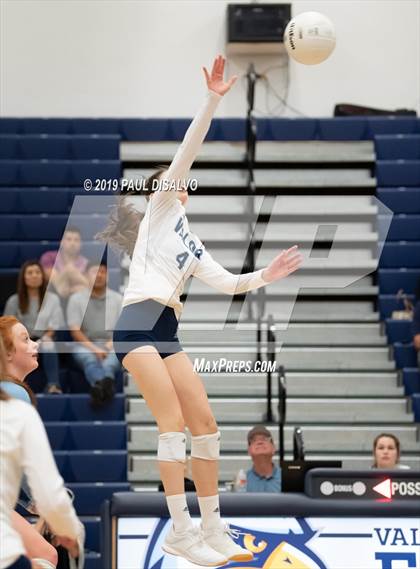 Thumbnail 3 in Rock Canyon @ Valor Christian photogallery.