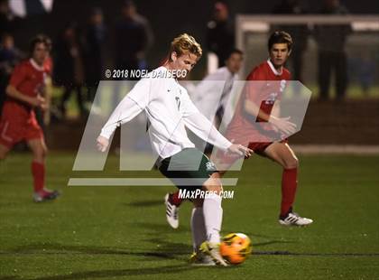 Thumbnail 2 in Sacred Heart Cathedral Preparatory vs St. Ignatius photogallery.
