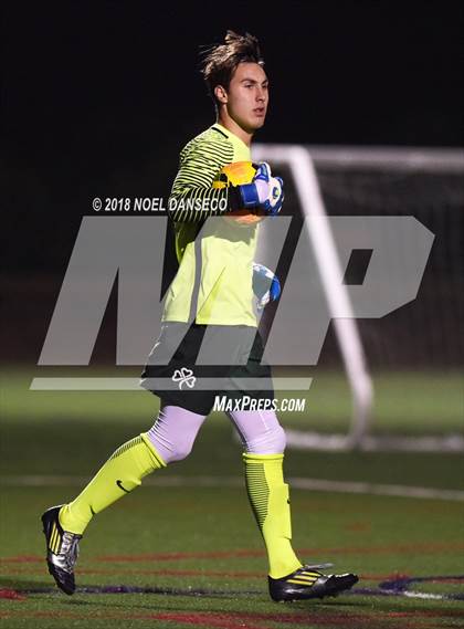 Thumbnail 2 in Sacred Heart Cathedral Preparatory vs St. Ignatius photogallery.