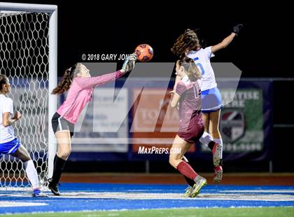 Thumbnail 2 in Whitney @ Rocklin photogallery.