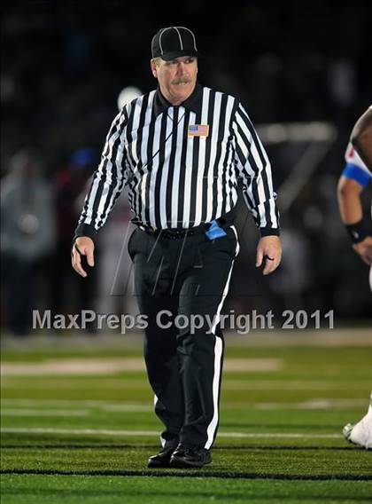 Thumbnail 2 in San Gabriel vs. Monrovia (CIF SS Mid-Valley Division Final) photogallery.