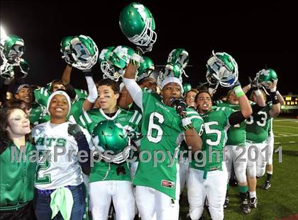 Thumbnail 3 in San Gabriel vs. Monrovia (CIF SS Mid-Valley Division Final) photogallery.