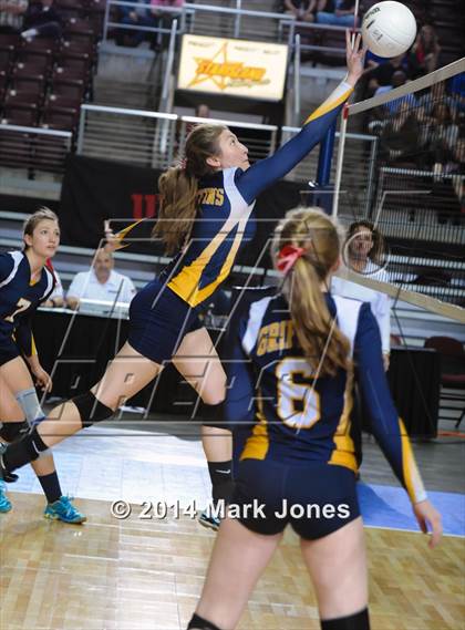 Thumbnail 2 in Arizona Lutheran Academy vs. Glendale Prep Academy (AIA D5 Final) photogallery.