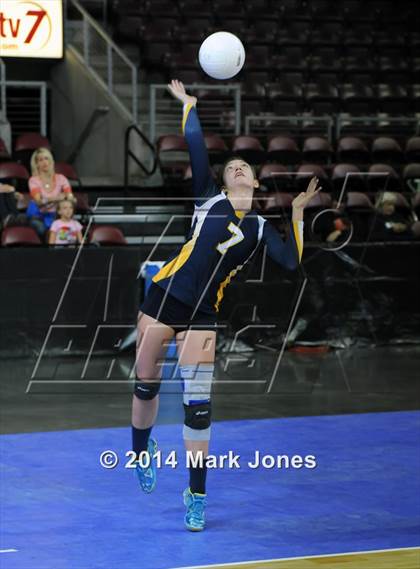 Thumbnail 3 in Arizona Lutheran Academy vs. Glendale Prep Academy (AIA D5 Final) photogallery.
