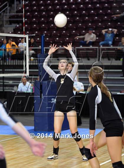 Thumbnail 2 in Arizona Lutheran Academy vs. Glendale Prep Academy (AIA D5 Final) photogallery.