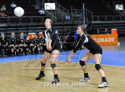 Thumbnail 3 in Arizona Lutheran Academy vs. Glendale Prep Academy (AIA D5 Final) photogallery.