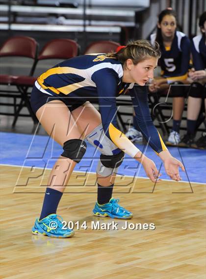 Thumbnail 3 in Arizona Lutheran Academy vs. Glendale Prep Academy (AIA D5 Final) photogallery.