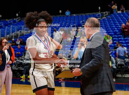 Thumbnail 2 in Liberty vs. Mansfield Timberview (UIL 5A Basketball Final) photogallery.