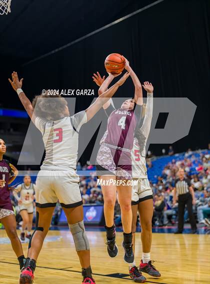 Thumbnail 2 in Liberty vs. Mansfield Timberview (UIL 5A Basketball Final) photogallery.