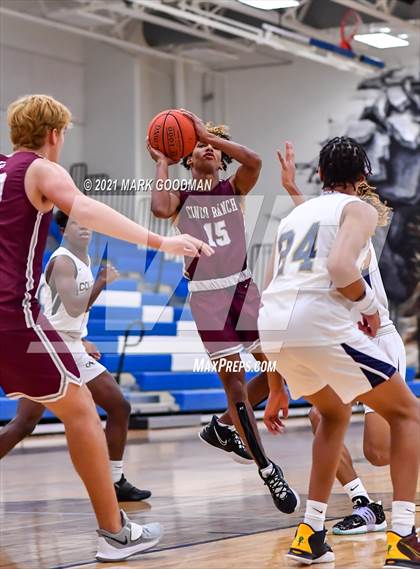 Thumbnail 2 in Klein Collins vs Cinco Ranch photogallery.